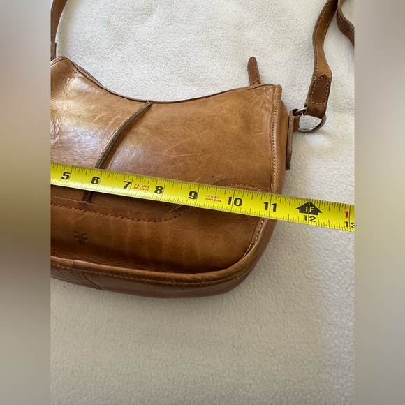 Frye Cara Saddle bag Tan Leather - Picture 9 of 10
